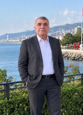 Elçin из Bakı 61 год