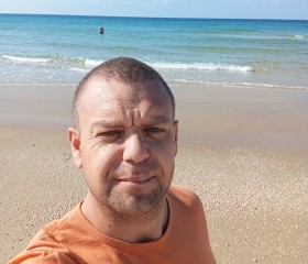 Oleg Oleg, 36, Rishon LeZiyyon