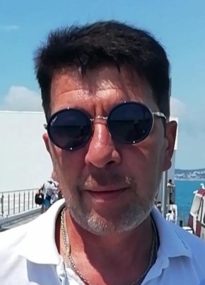 Евгений из Геленджика 54 года