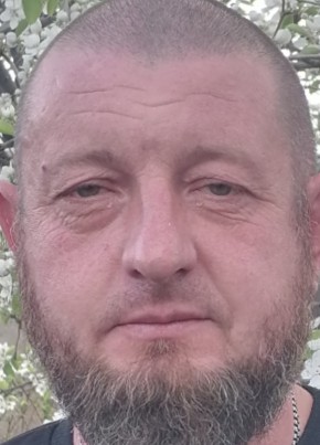 Иван из Калуги 47 лет