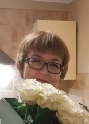 Виктория, 60, Россия, Геленджик