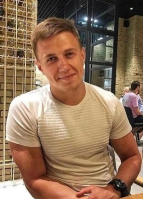 Александр из Смоленскаи 23 года