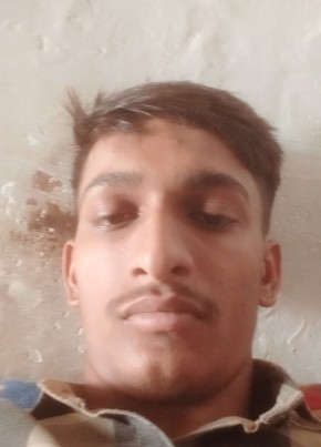 Ayush, 19, India, Ahmedabad