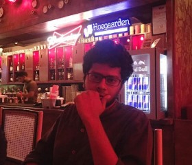 Qwe Qww, 29, Mumbai