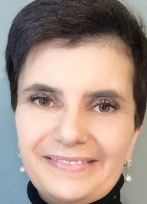 Мила из Жуковския 46 лет