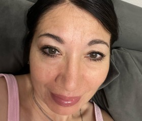 Anzhella, 47, Yekaterinburg
