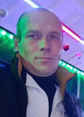Александр, 39, Россия, Родниковое