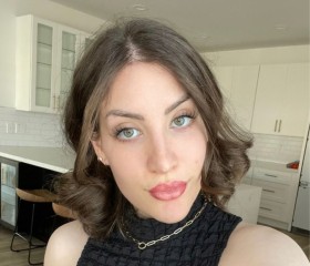 Helene, 30, Wilmington (State of Delaware)