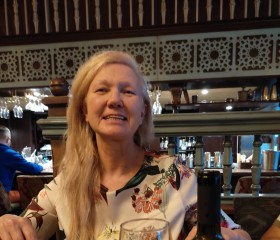 Liliya Korneeva, 59, Yekaterinburg