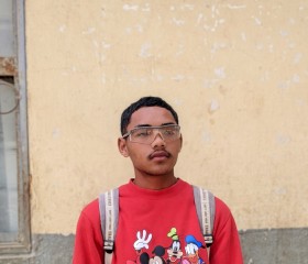 Vlad, 21, Toliara