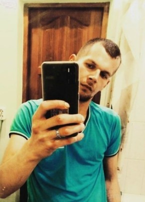 Nikolay, 28, Belarus, Pinsk