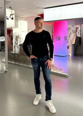 Артур из Архангельское 41 год