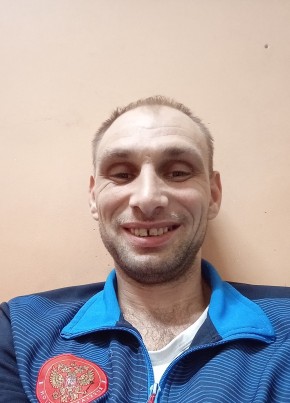 Олег, 33, Россия, Верхний Мамон