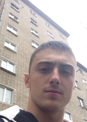 Roman, 34, Russia, Dalnegorsk