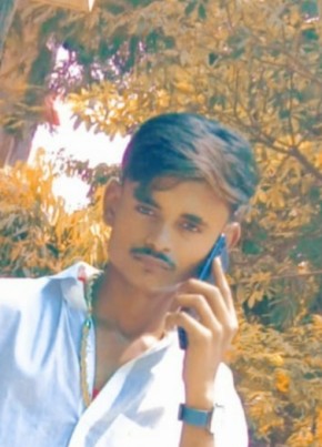 Mustkim, 18, India, Solapur