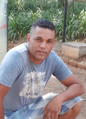 Cláudio, 41, República Federativa do Brasil, São Carlos