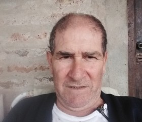 Armando, 49, General Jose de San Martin
