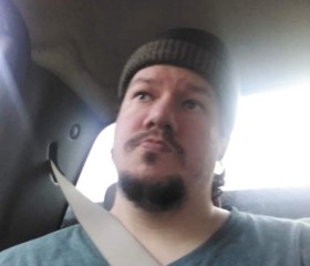 Kevin, 34, Knoxville