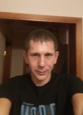 Sergey, 41, Russia, Tambov