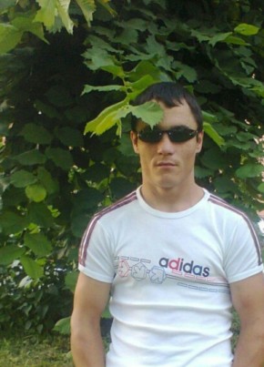 Виталий Михайл, 34, Россия, Дзержинское