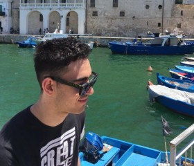 Alessandro, 23 года, Taranto