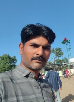 Altf из Ahmedabad 36 лет