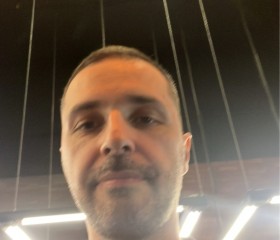 Alex, 41, Moscow