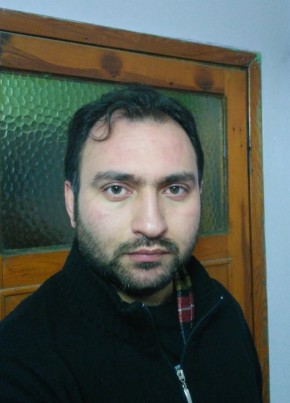 Yunus Emre, 36, Türkiye Cumhuriyeti, Eskişehir