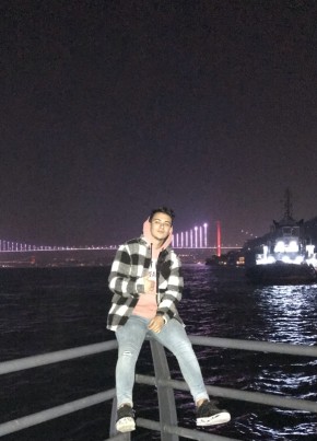 Youssef, 25, Türkiye Cumhuriyeti, İstanbul