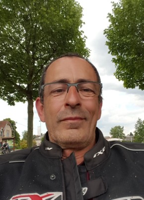 Carl, 59, République Française, Antony