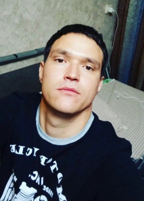 Артём, 32, Россия, Монино