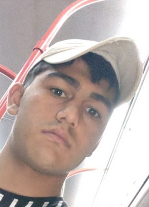 Ömür sezen из İzmir 18 лет