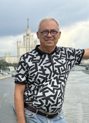 Август из Сургута 51 год