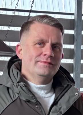 Андрей из Нягани 41 год