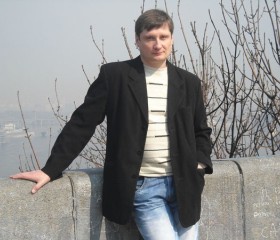 Максим, 54 года, Київ