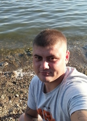 Алексей, 32, Россия, Муслюмово