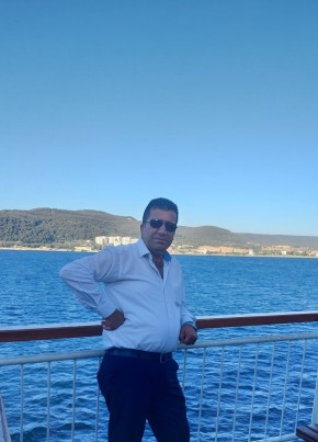 Sezgin, 46, Türkiye Cumhuriyeti, Alaşehir