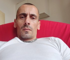 Nedyalko Stoyano, 43 года, Exeter