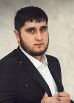 Адам из Назрани 21 год