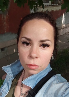 Нелли, 41, Россия, Омск