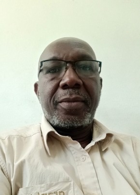Adama TOURE, 63, République de Côte d’Ivoire, Abidjan