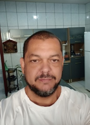 Rodrigo из Muzambinho 42 года