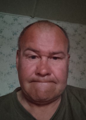 Дмитрий из Полесска 52 года