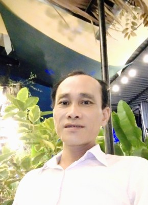 Long, 35, Công Hòa Xã Hội Chủ Nghĩa Việt Nam, Đà Nẵng
