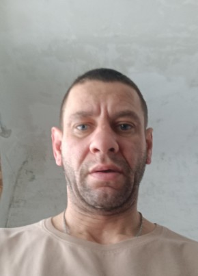 Антон из Шахты 43 года