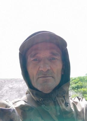 Валерий из Луганска 50 лет