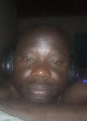 David, 39, Burkina Faso, Ouagadougou
