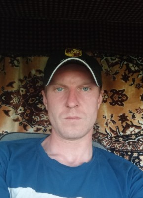 Степан, 31, Россия, Чулым