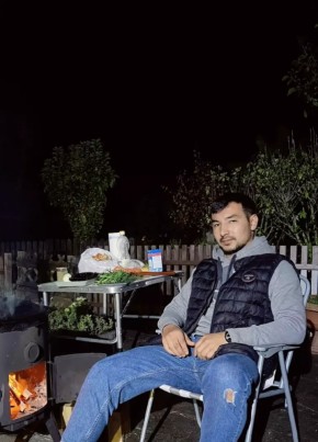 Ali из Zeytinburnu 29 лет