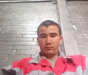 Jamshid, 24 года, Namangan